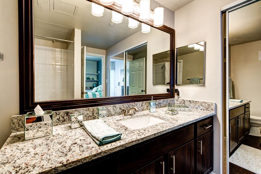 Marquis At Silver Oaks Apartments, 3701 N GRAPEVINE MILLS PKWY